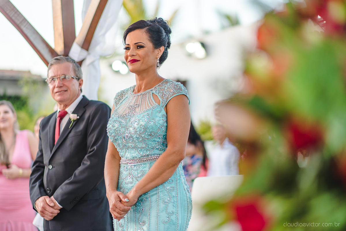 Lindo casamento realizado no cerimonial casa di lucca praia por fotógrafos de casamento de vila velha fotógrafos de casamento de vitória fotógrafos de casamento de serra espirito santo es com noivo noiva e ensaio no hotel aroso em pedra azul