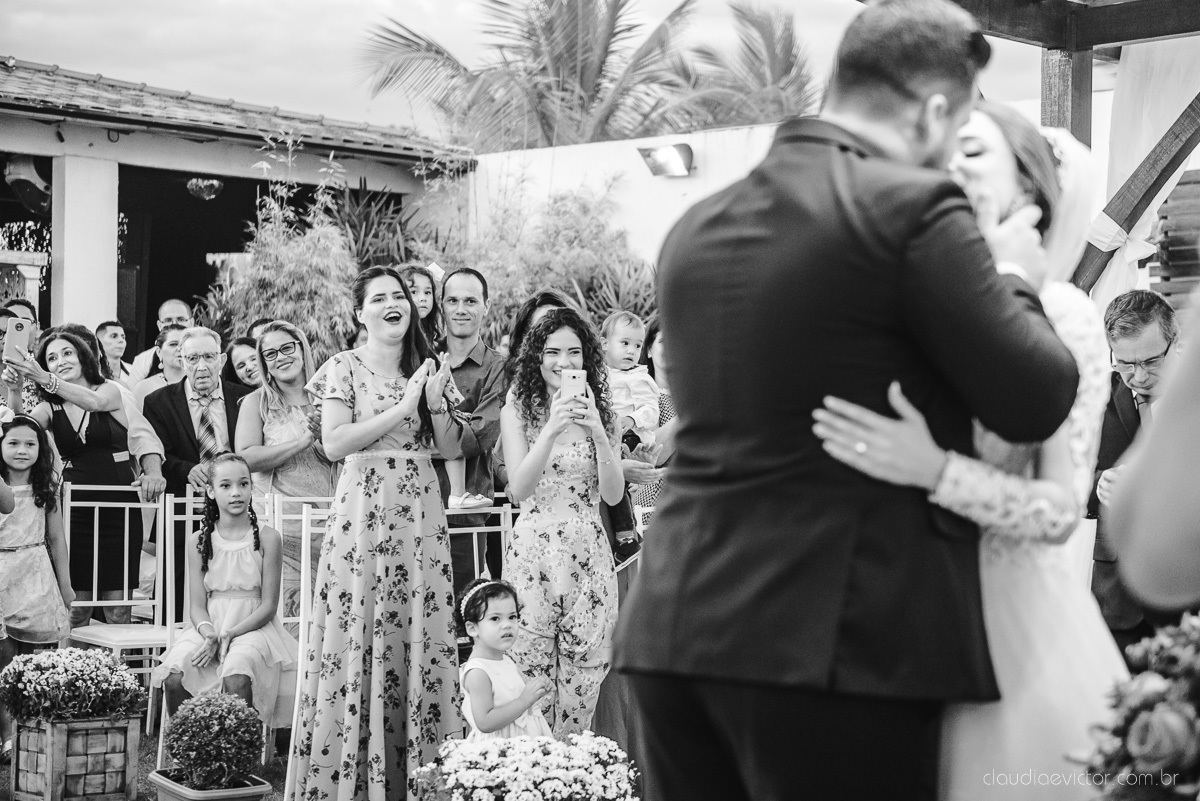 Lindo casamento realizado no cerimonial casa di lucca praia por fotógrafos de casamento de vila velha fotógrafos de casamento de vitória fotógrafos de casamento de serra espirito santo es com noivo noiva e ensaio no hotel aroso em pedra azul