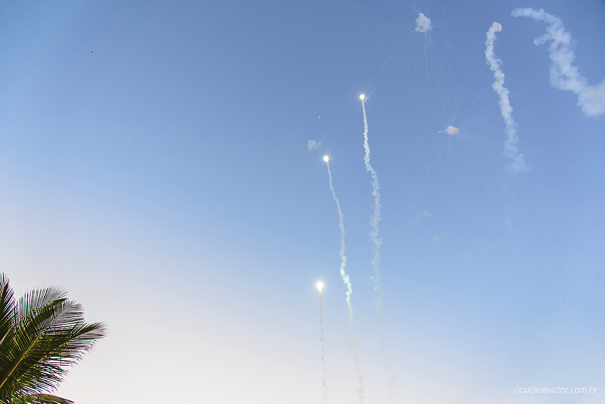 Lindo casamento realizado no cerimonial casa di lucca praia por fotógrafos de casamento de vila velha fotógrafos de casamento de vitória fotógrafos de casamento de serra espirito santo es com noivo noiva e ensaio no hotel aroso em pedra azul