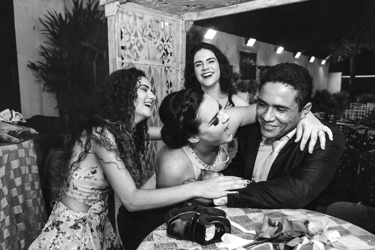 Lindo casamento realizado no cerimonial casa di lucca praia por fotógrafos de casamento de vila velha fotógrafos de casamento de vitória fotógrafos de casamento de serra espirito santo es com noivo noiva e ensaio no hotel aroso em pedra azul