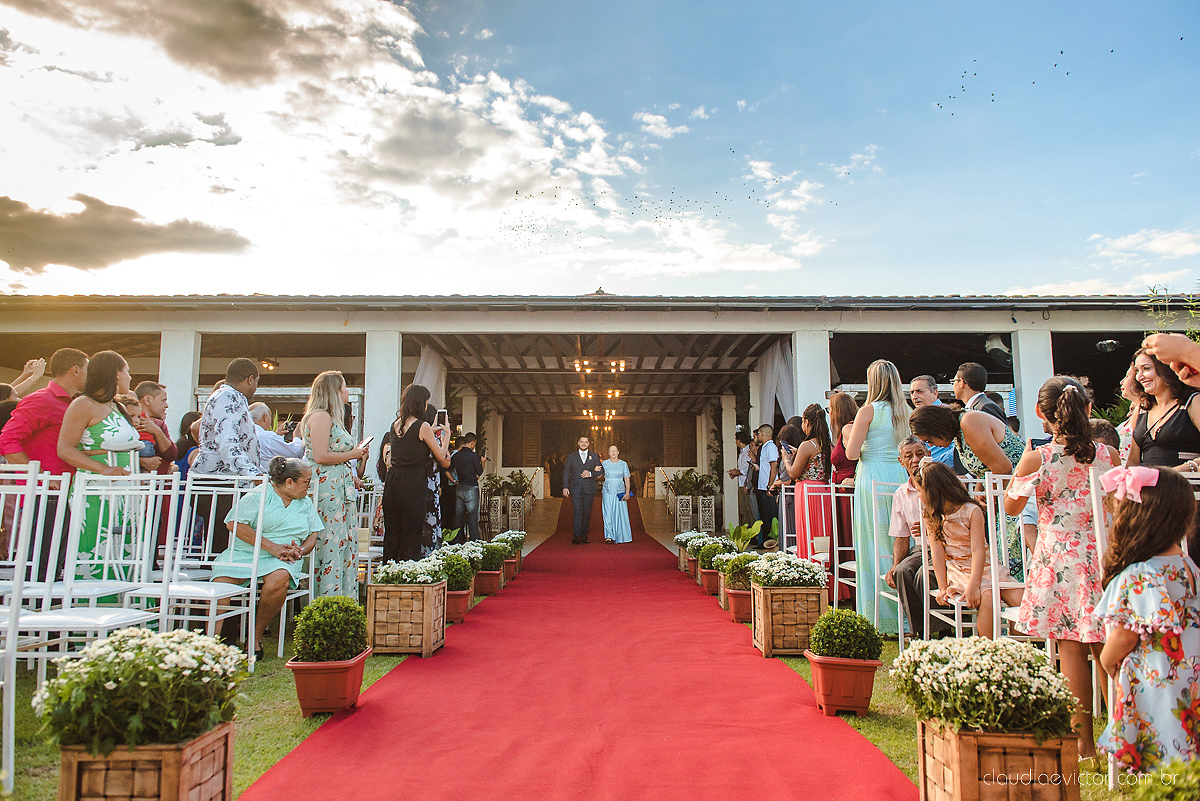 Lindo casamento realizado no cerimonial casa di lucca praia por fotógrafos de casamento de vila velha fotógrafos de casamento de vitória fotógrafos de casamento de serra espirito santo es com noivo noiva e ensaio no hotel aroso em pedra azul