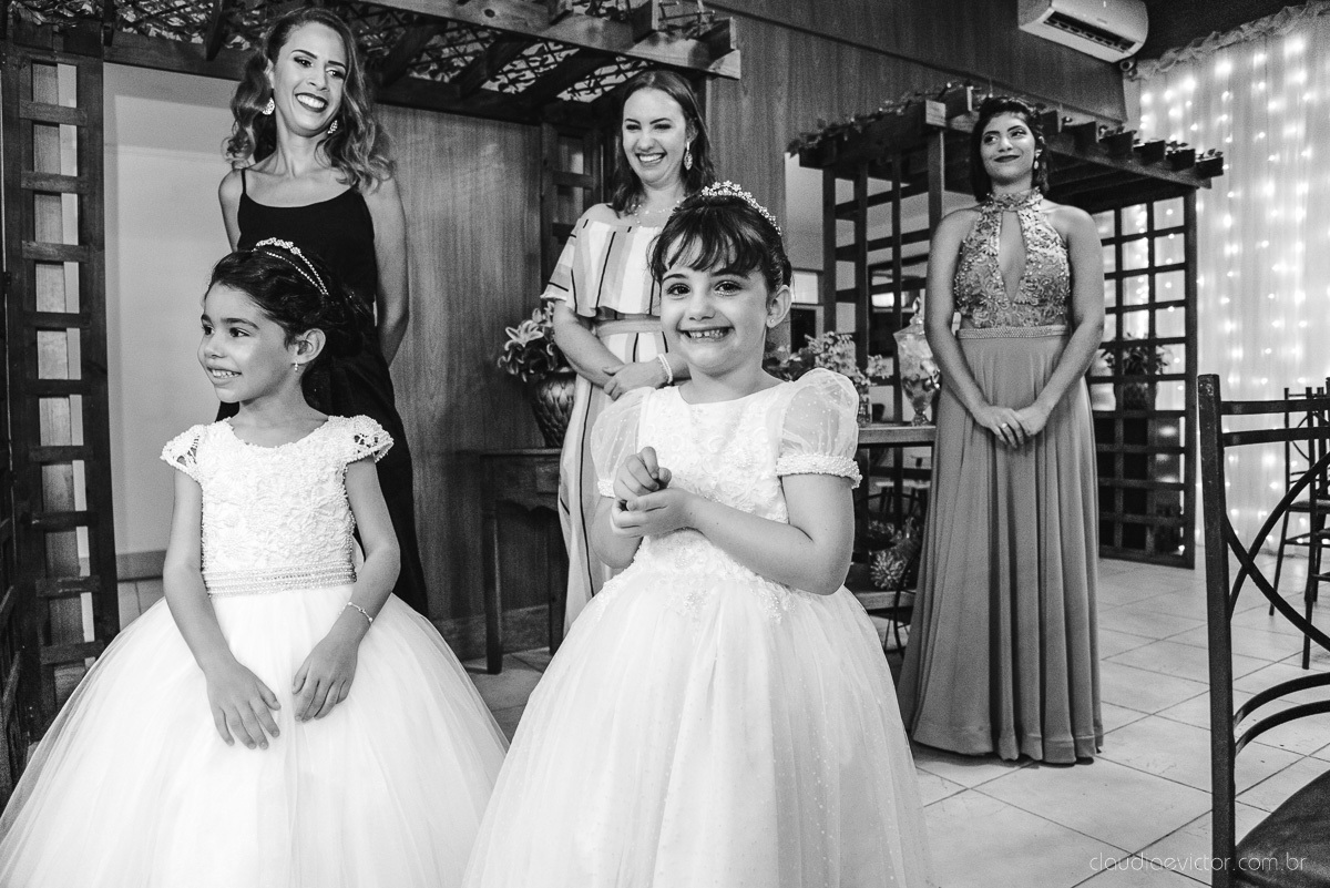 Lindo casamento realizado no cerimonial casa di lucca praia por fotógrafos de casamento de vila velha fotógrafos de casamento de vitória fotógrafos de casamento de serra espirito santo es com noivo noiva e ensaio no hotel aroso em pedra azul