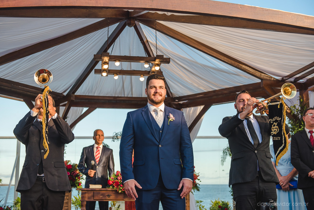 Lindo casamento realizado no cerimonial casa di lucca praia por fotógrafos de casamento de vila velha fotógrafos de casamento de vitória fotógrafos de casamento de serra espirito santo es com noivo noiva e ensaio no hotel aroso em pedra azul