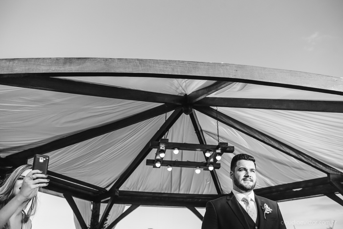 Lindo casamento realizado no cerimonial casa di lucca praia por fotógrafos de casamento de vila velha fotógrafos de casamento de vitória fotógrafos de casamento de serra espirito santo es com noivo noiva e ensaio no hotel aroso em pedra azul