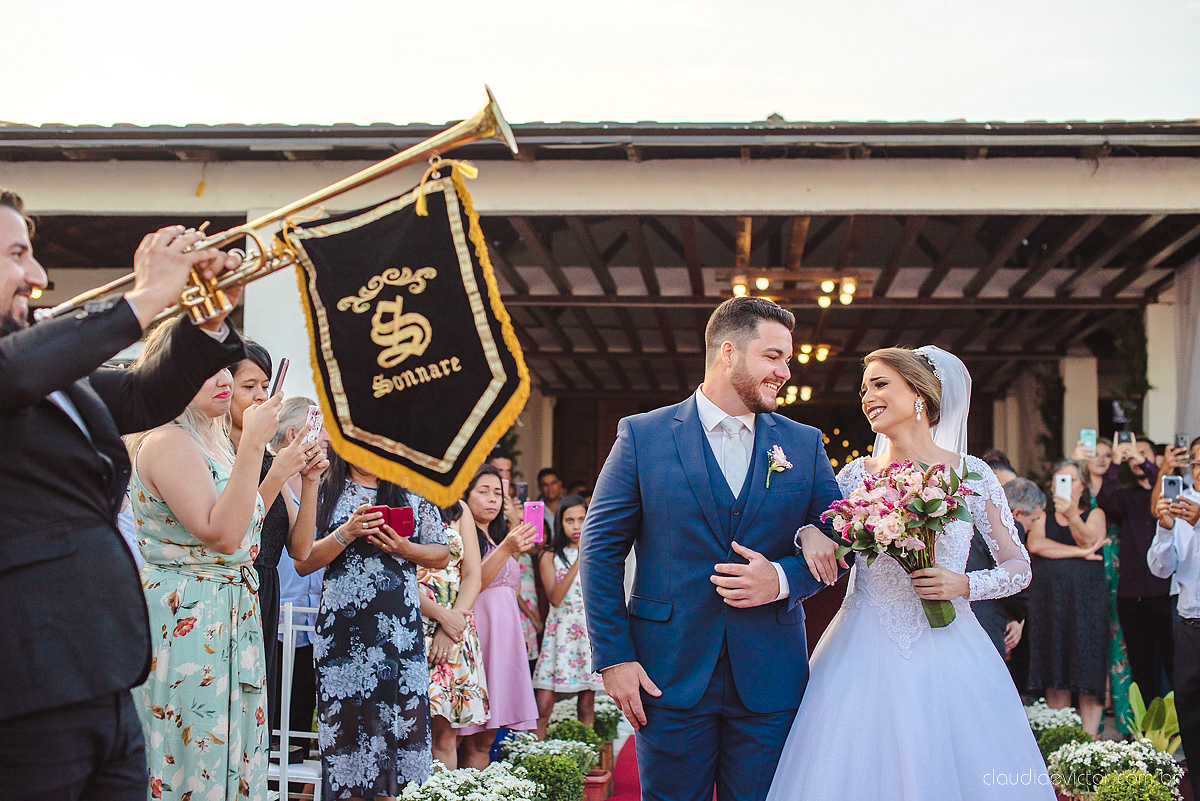 Lindo casamento realizado no cerimonial casa di lucca praia por fotógrafos de casamento de vila velha fotógrafos de casamento de vitória fotógrafos de casamento de serra espirito santo es com noivo noiva e ensaio no hotel aroso em pedra azul