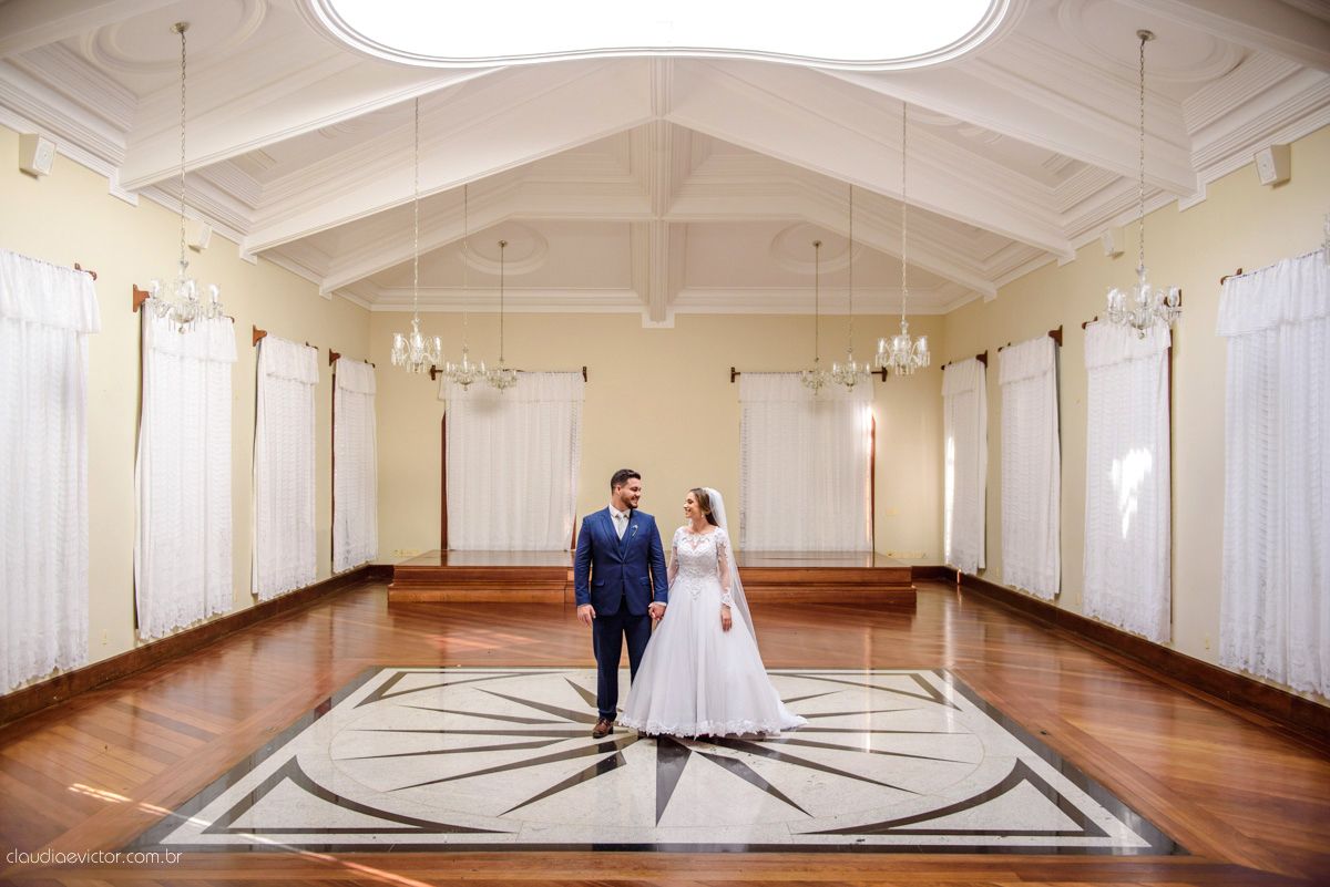 Lindo casamento realizado no cerimonial casa di lucca praia por fotógrafos de casamento de vila velha fotógrafos de casamento de vitória fotógrafos de casamento de serra espirito santo es com noivo noiva e ensaio no hotel aroso em pedra azul