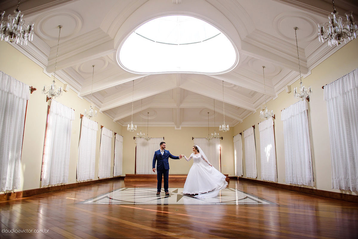 Lindo casamento realizado no cerimonial casa di lucca praia por fotógrafos de casamento de vila velha fotógrafos de casamento de vitória fotógrafos de casamento de serra espirito santo es com noivo noiva e ensaio no hotel aroso em pedra azul