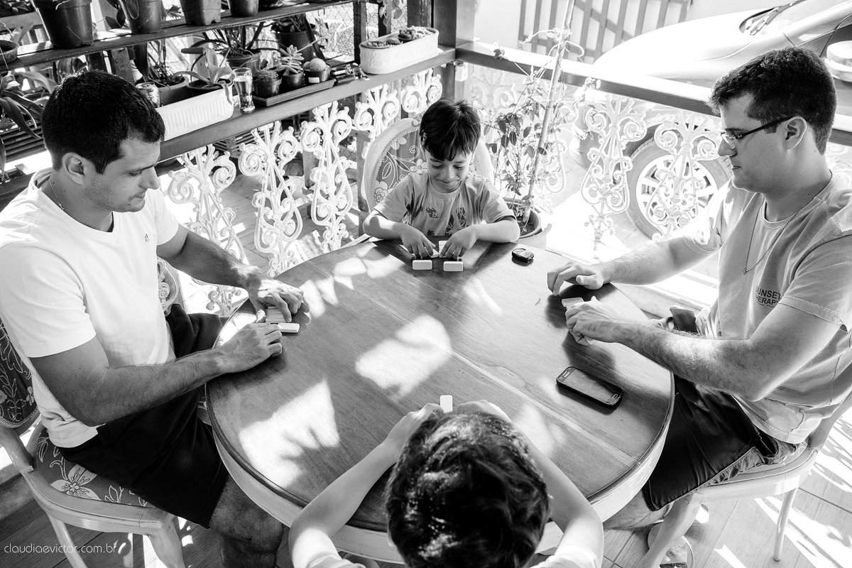 Casamento realizado ao ar livre, a tarde, na cidade de Serra, Manguinhos. Foi lindo, com muita felicidade, sorrisos e alegria, por fotógrafos de casamento em Vila Velha fotógrafos de casamento em Vitória fotógrafos de casamento em Serra Espirito Santo ES