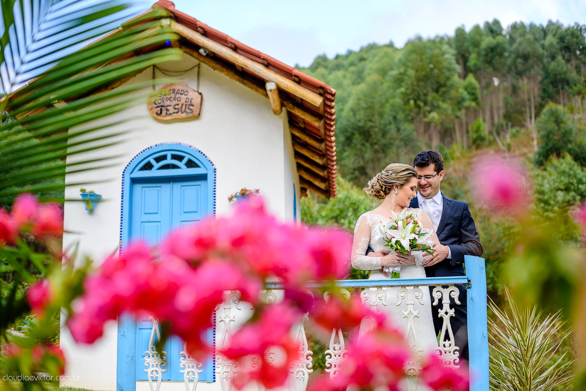 Casamento realizado ao ar livre, a tarde, na cidade de Serra, Manguinhos. Foi lindo, com muita felicidade, sorrisos e alegria, por fotógrafos de casamento em Vila Velha fotógrafos de casamento em Vitória fotógrafos de casamento em Serra Espirito Santo ES