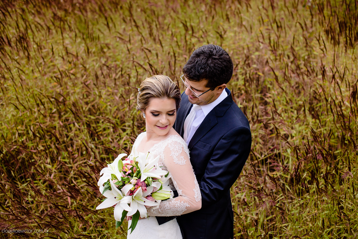 Casamento realizado ao ar livre, a tarde, na cidade de Serra, Manguinhos. Foi lindo, com muita felicidade, sorrisos e alegria, por fotógrafos de casamento em Vila Velha fotógrafos de casamento em Vitória fotógrafos de casamento em Serra Espirito Santo ES