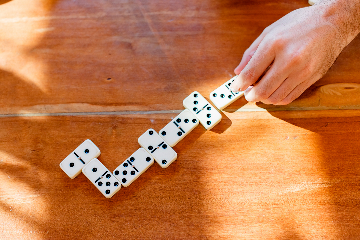 Casamento realizado ao ar livre, a tarde, na cidade de Serra, Manguinhos. Foi lindo, com muita felicidade, sorrisos e alegria, por fotógrafos de casamento em Vila Velha fotógrafos de casamento em Vitória fotógrafos de casamento em Serra Espirito Santo ES