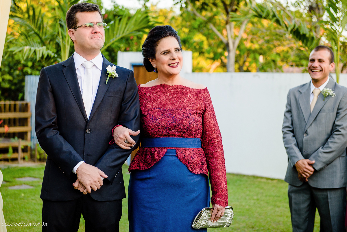 Casamento realizado ao ar livre, a tarde, na cidade de Serra, Manguinhos. Foi lindo, com muita felicidade, sorrisos e alegria, por fotógrafos de casamento em Vila Velha fotógrafos de casamento em Vitória fotógrafos de casamento em Serra Espirito Santo ES