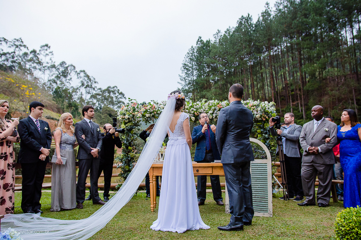 book, bride, casamento, ensaio, es, externa, fotografo, fotografo de casamento, fotografo de casamento espirito santo, fotografo de casamento Serra fotografo de casamento vila velha, fotografo de casamento vitoria fotos criativas de casamento