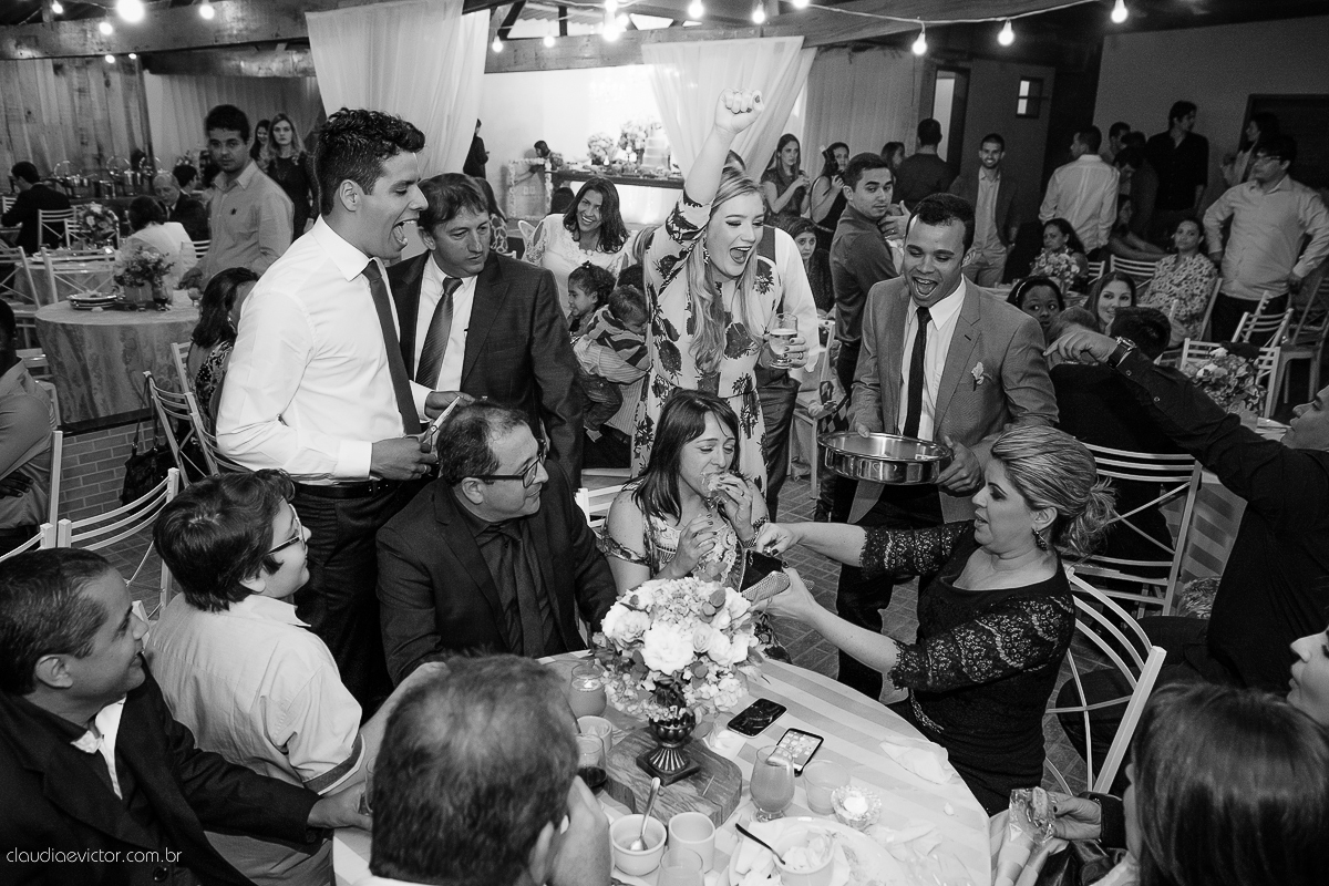 book, bride, casamento, ensaio, es, externa, fotografo, fotografo de casamento, fotografo de casamento espirito santo, fotografo de casamento Serra fotografo de casamento vila velha, fotografo de casamento vitoria fotos criativas de casamento