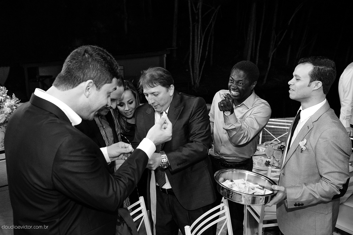 book, bride, casamento, ensaio, es, externa, fotografo, fotografo de casamento, fotografo de casamento espirito santo, fotografo de casamento Serra fotografo de casamento vila velha, fotografo de casamento vitoria fotos criativas de casamento