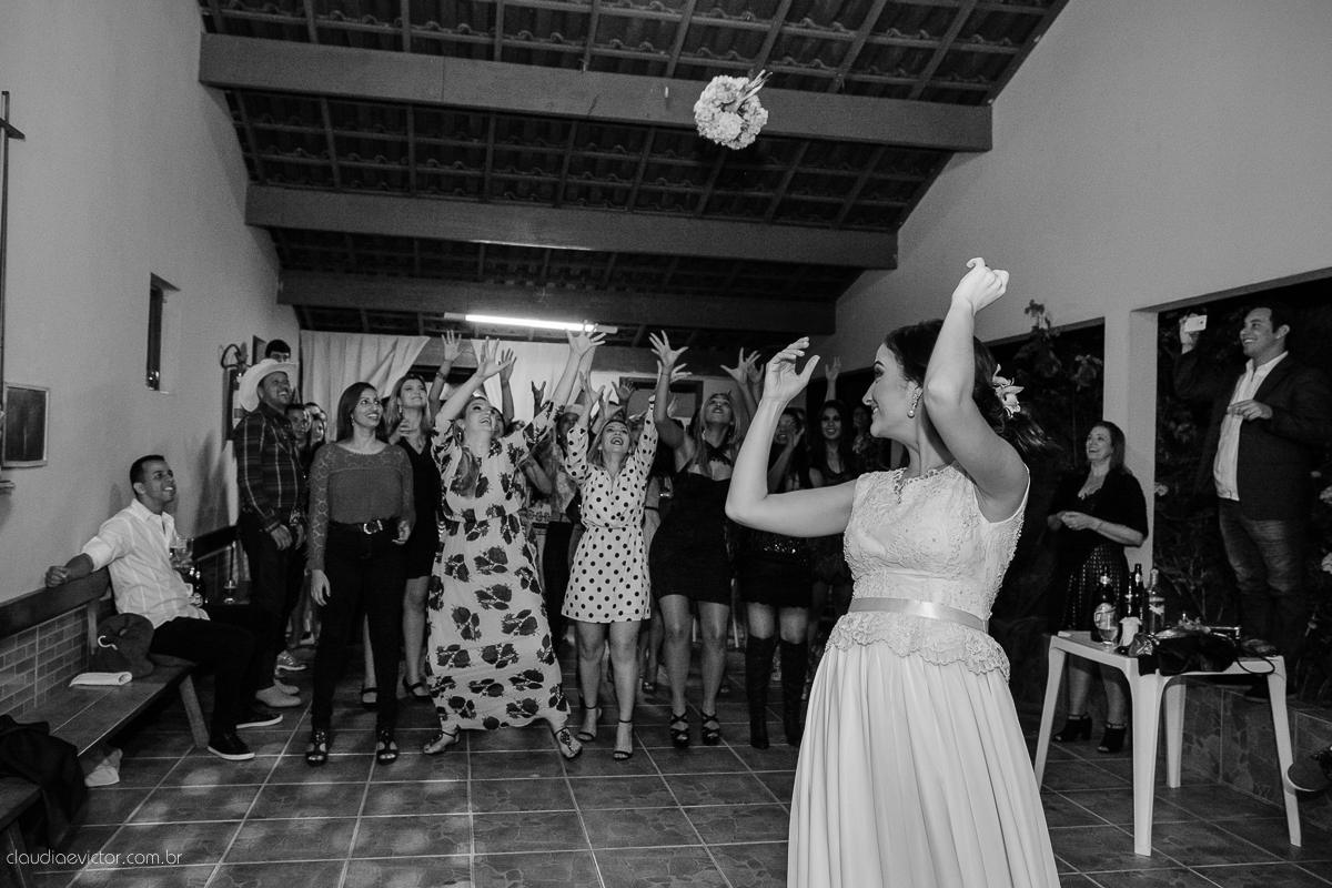 book, bride, casamento, ensaio, es, externa, fotografo, fotografo de casamento, fotografo de casamento espirito santo, fotografo de casamento Serra fotografo de casamento vila velha, fotografo de casamento vitoria fotos criativas de casamento