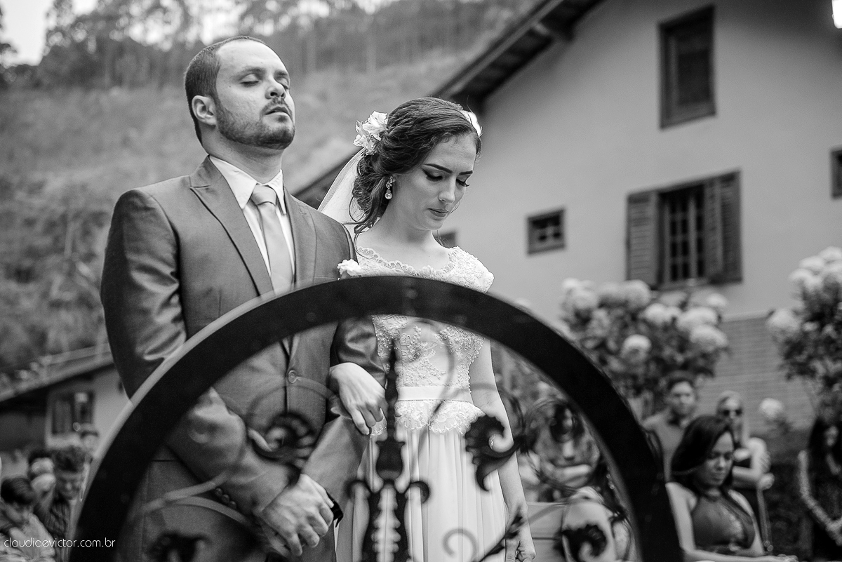 book, bride, casamento, ensaio, es, externa, fotografo, fotografo de casamento, fotografo de casamento espirito santo, fotografo de casamento Serra fotografo de casamento vila velha, fotografo de casamento vitoria fotos criativas de casamento