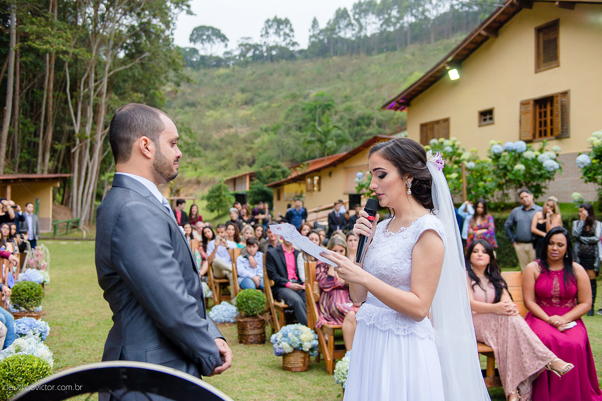 book, bride, casamento, ensaio, es, externa, fotografo, fotografo de casamento, fotografo de casamento espirito santo, fotografo de casamento Serra fotografo de casamento vila velha, fotografo de casamento vitoria fotos criativas de casamento