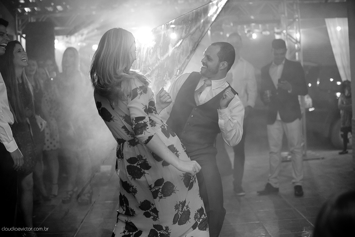 book, bride, casamento, ensaio, es, externa, fotografo, fotografo de casamento, fotografo de casamento espirito santo, fotografo de casamento Serra fotografo de casamento vila velha, fotografo de casamento vitoria fotos criativas de casamento