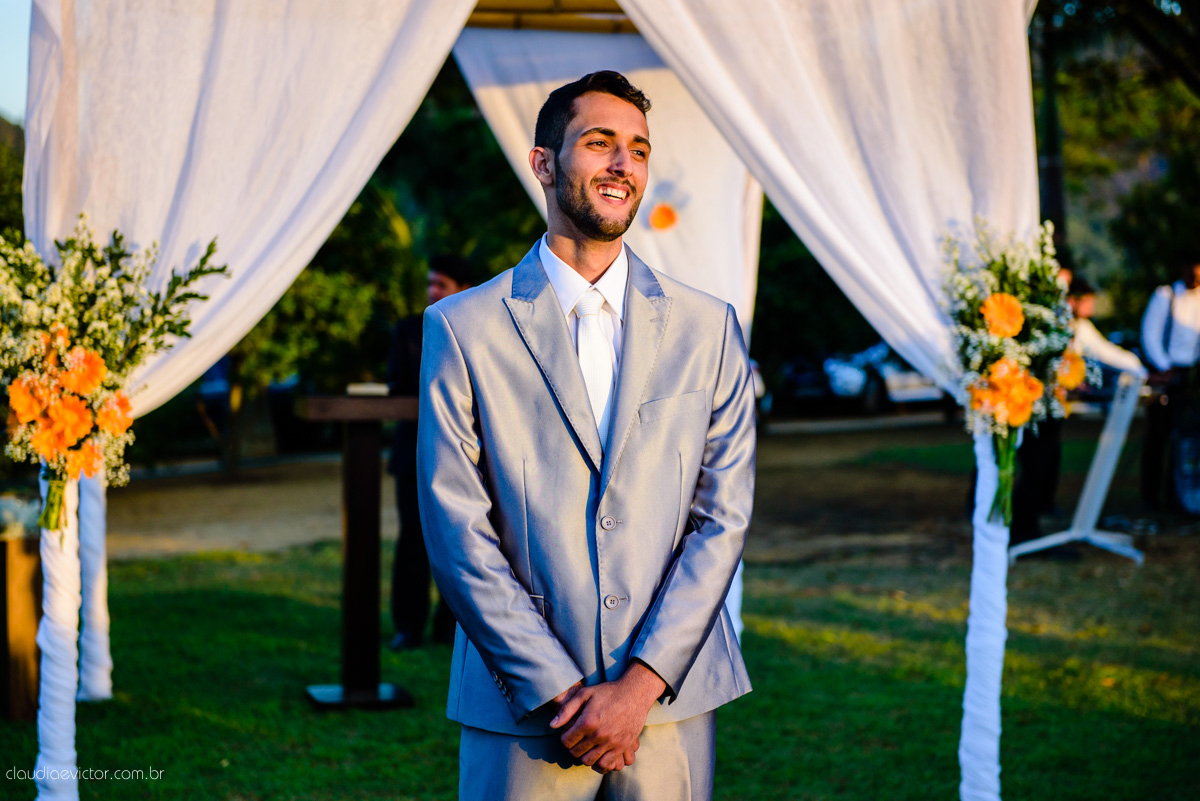 Lindo casamento ao ar livre realizado em um sítio em Guarapari, Espírito Santo por fotógrafos de casamento de Vila Velha fotógrafos de casamento de Vitória fotógrafos de casamento de Serra ES