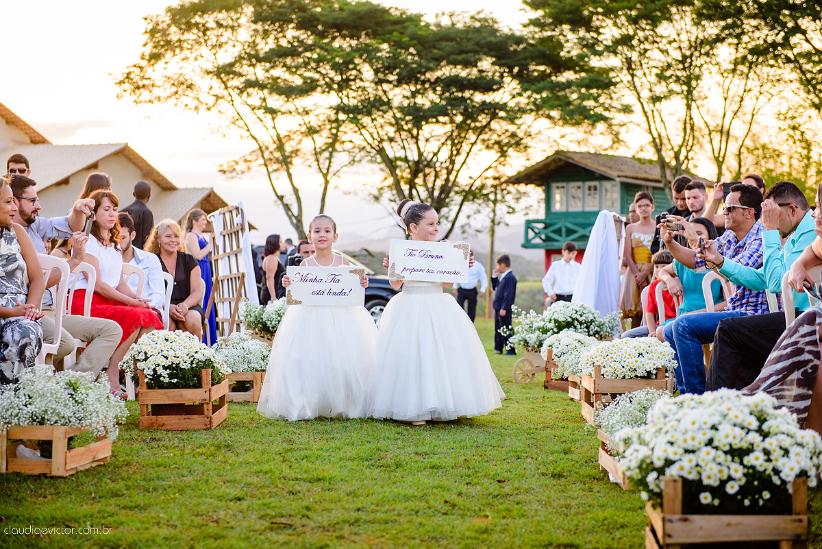 Lindo casamento ao ar livre realizado em um sítio em Guarapari, Espírito Santo por fotógrafos de casamento de Vila Velha fotógrafos de casamento de Vitória fotógrafos de casamento de Serra ES