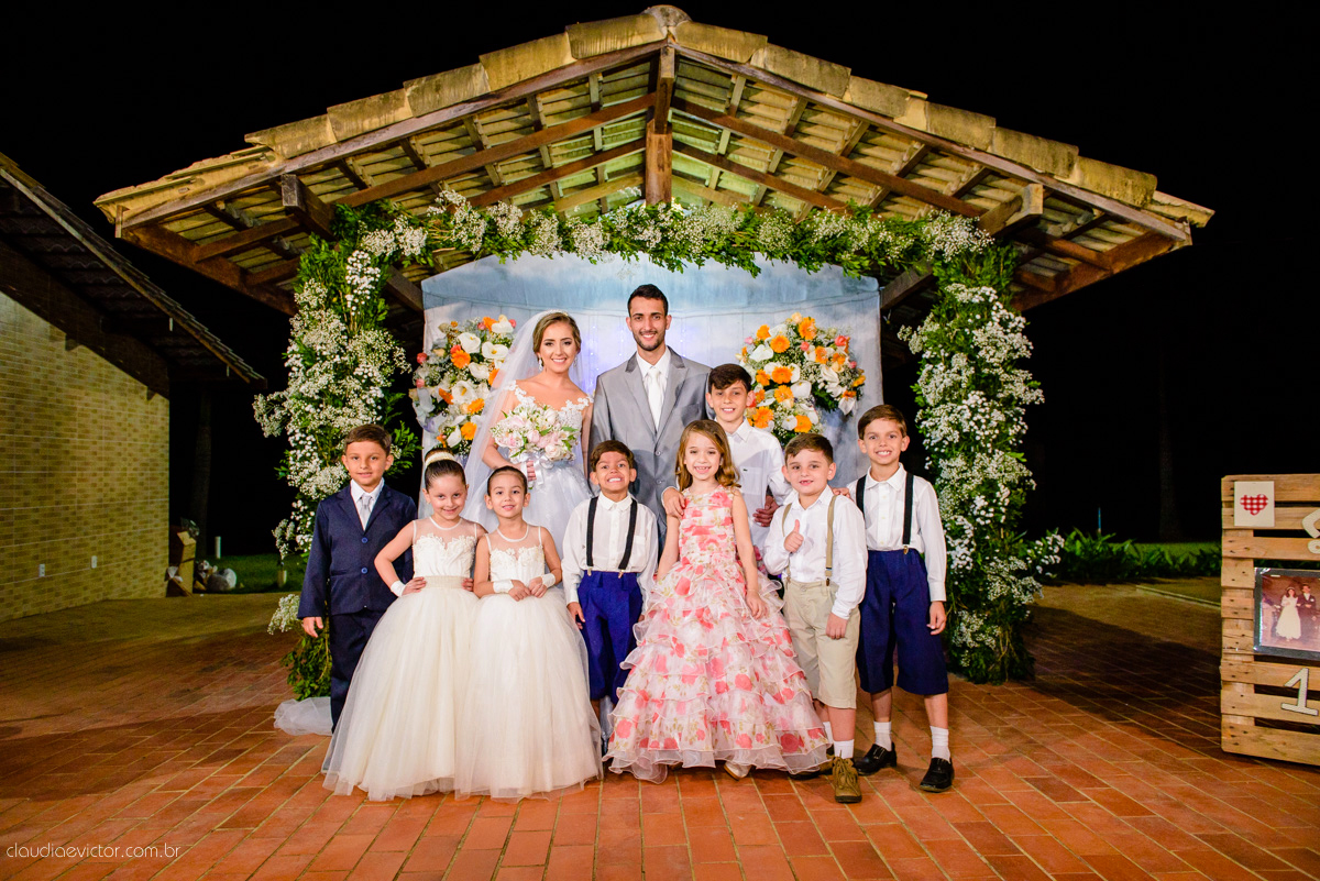 Lindo casamento ao ar livre realizado em um sítio em Guarapari, Espírito Santo por fotógrafos de casamento de Vila Velha fotógrafos de casamento de Vitória fotógrafos de casamento de Serra ES