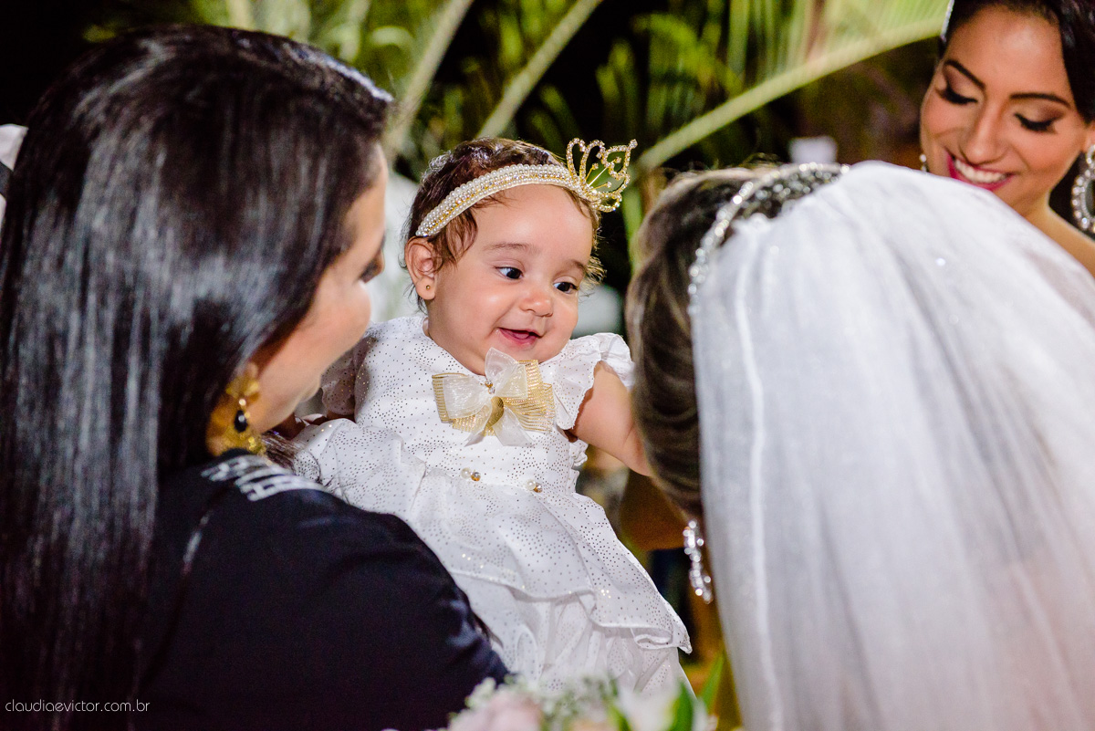 Lindo casamento ao ar livre realizado em um sítio em Guarapari, Espírito Santo por fotógrafos de casamento de Vila Velha fotógrafos de casamento de Vitória fotógrafos de casamento de Serra ES