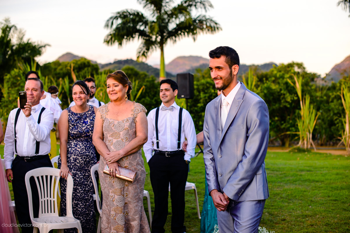 Lindo casamento ao ar livre realizado em um sítio em Guarapari, Espírito Santo por fotógrafos de casamento de Vila Velha fotógrafos de casamento de Vitória fotógrafos de casamento de Serra ES