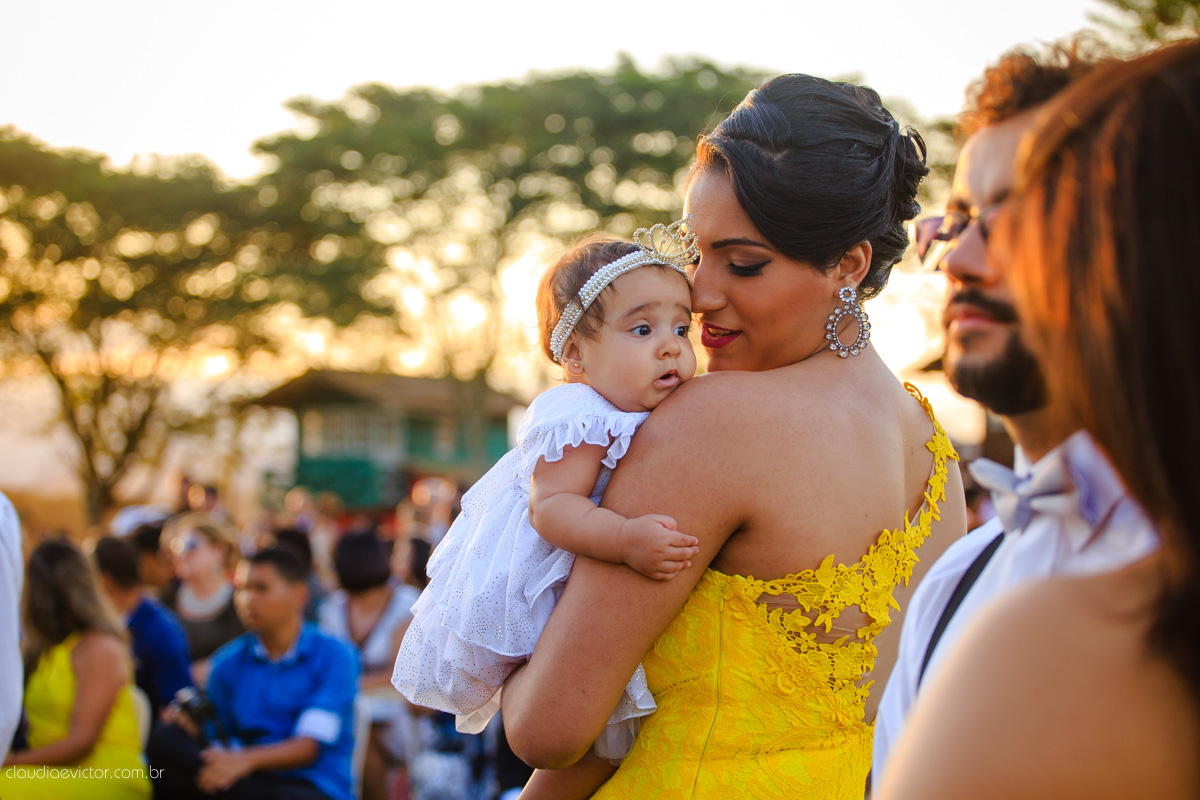 Lindo casamento ao ar livre realizado em um sítio em Guarapari, Espírito Santo por fotógrafos de casamento de Vila Velha fotógrafos de casamento de Vitória fotógrafos de casamento de Serra ES
