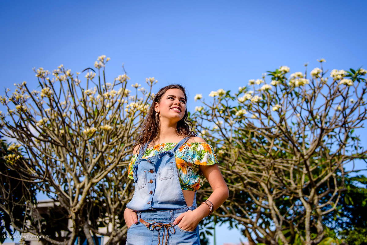 Lindo ensaio de 15 anos com belas paisagens no Parque da Cebola Vitória, feito por fotógrafos de casamento de Vila Velha fotógrafos de casamento de Vitória fotógrafos de casamento de Serra Espirito Santo ES