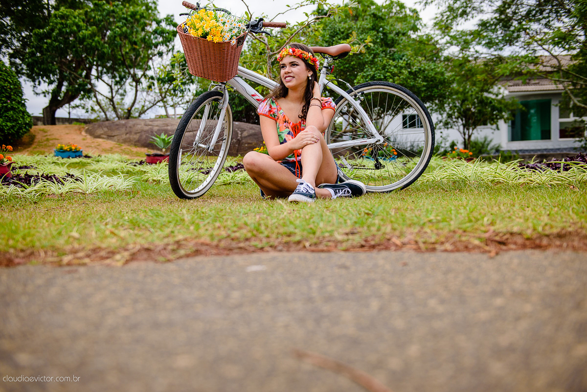 Lindo ensaio de 15 anos com belas paisagens no Parque da Cebola Vitória, feito por fotógrafos de casamento de Vila Velha fotógrafos de casamento de Vitória fotógrafos de casamento de Serra Espirito Santo ES