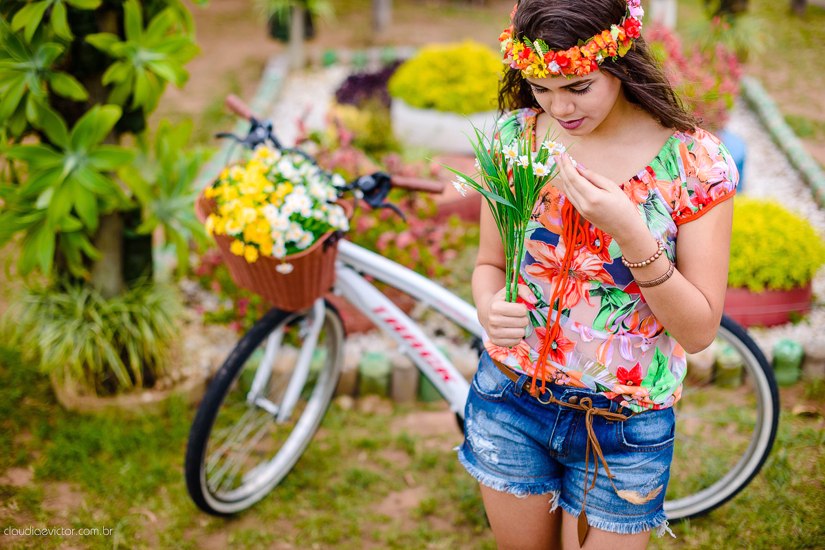 Lindo ensaio de 15 anos com belas paisagens no Parque da Cebola Vitória, feito por fotógrafos de casamento de Vila Velha fotógrafos de casamento de Vitória fotógrafos de casamento de Serra Espirito Santo ES