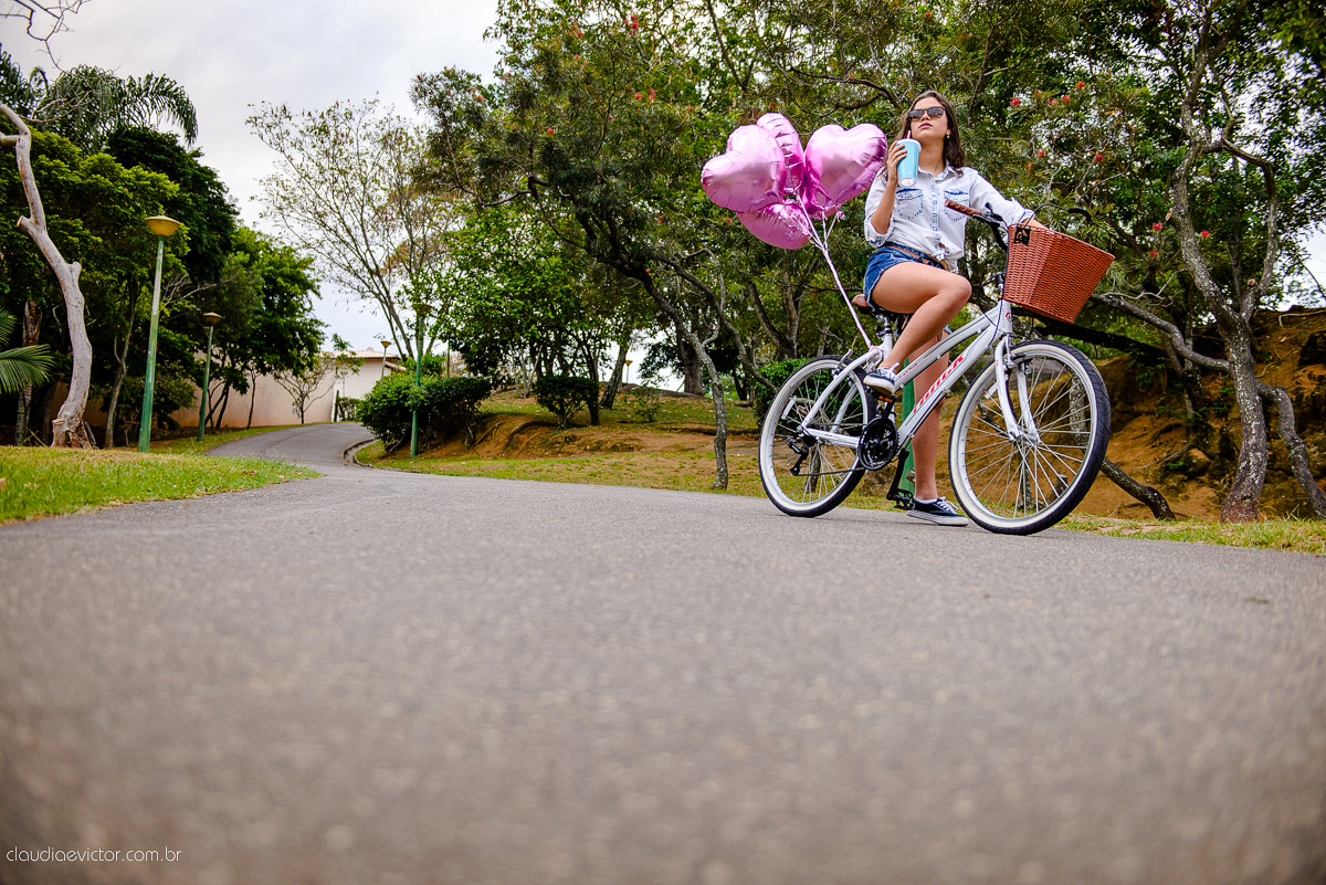 Lindo ensaio de 15 anos com belas paisagens no Parque da Cebola Vitória, feito por fotógrafos de casamento de Vila Velha fotógrafos de casamento de Vitória fotógrafos de casamento de Serra Espirito Santo ES