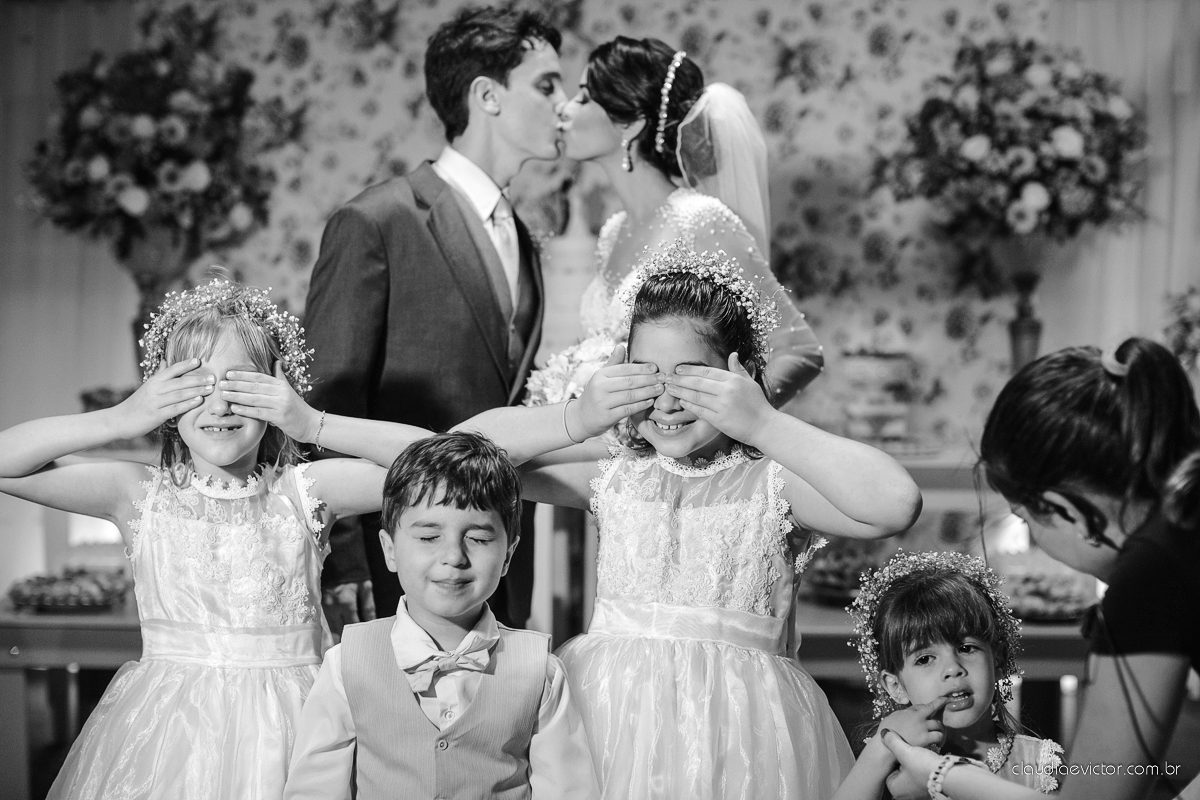 book, bride, casamento, ensaio, es, externa, fotografo, fotografo de casamento, fotografo de casamento espirito santo, fotografo de casamento Serra fotografo de casamento vila velha, fotografo de casamento vitoria fotos criativas de casamento