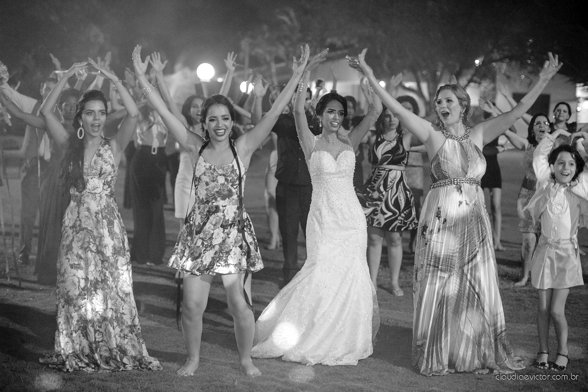 book, bride, casamento, ensaio, es, externa, fotografo, fotografo de casamento, fotografo de casamento espirito santo, fotografo de casamento Serra fotografo de casamento vila velha, fotografo de casamento vitoria fotos criativas de casamento