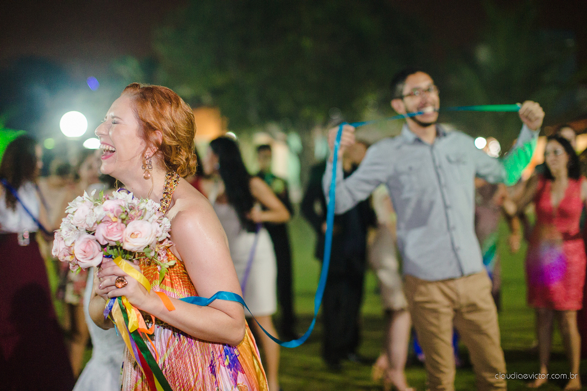 book, bride, casamento, ensaio, es, externa, fotografo, fotografo de casamento, fotografo de casamento espirito santo, fotografo de casamento Serra fotografo de casamento vila velha, fotografo de casamento vitoria fotos criativas de casamento