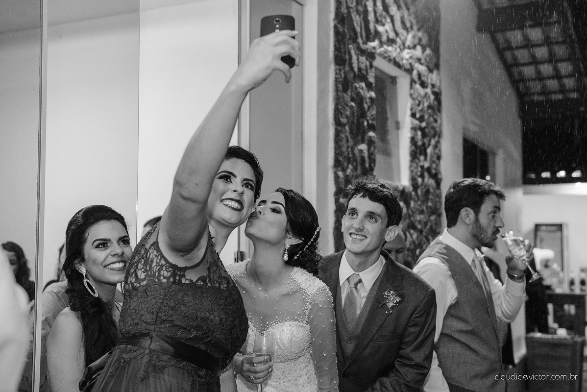 book, bride, casamento, ensaio, es, externa, fotografo, fotografo de casamento, fotografo de casamento espirito santo, fotografo de casamento Serra fotografo de casamento vila velha, fotografo de casamento vitoria fotos criativas de casamento