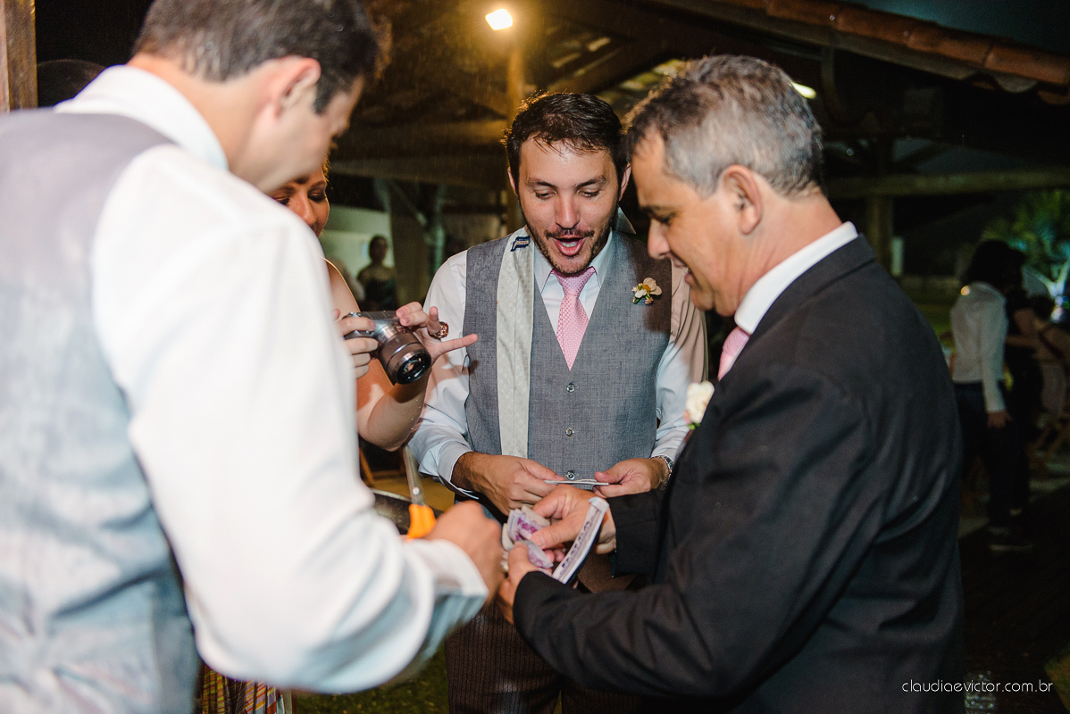 book, bride, casamento, ensaio, es, externa, fotografo, fotografo de casamento, fotografo de casamento espirito santo, fotografo de casamento Serra fotografo de casamento vila velha, fotografo de casamento vitoria fotos criativas de casamento