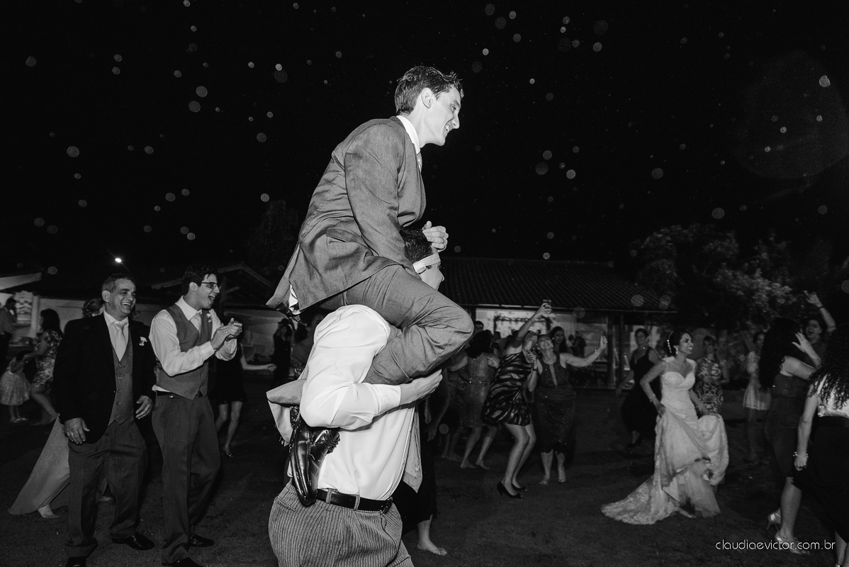 book, bride, casamento, ensaio, es, externa, fotografo, fotografo de casamento, fotografo de casamento espirito santo, fotografo de casamento Serra fotografo de casamento vila velha, fotografo de casamento vitoria fotos criativas de casamento