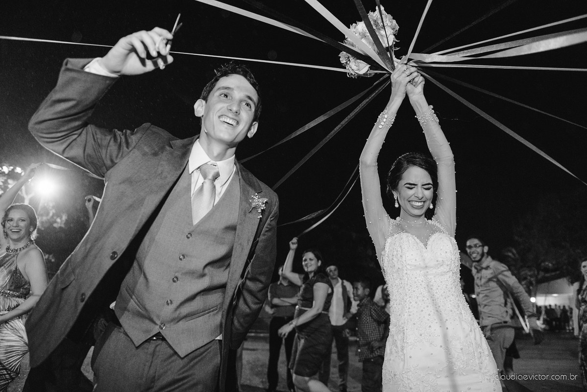 book, bride, casamento, ensaio, es, externa, fotografo, fotografo de casamento, fotografo de casamento espirito santo, fotografo de casamento Serra fotografo de casamento vila velha, fotografo de casamento vitoria fotos criativas de casamento