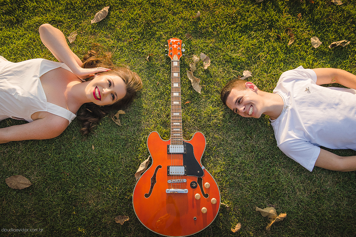 book, bride, casamento, ensaio, es, externa, fotografo, fotografo de casamento, fotografo de casamento espirito santo, fotografo de casamento Serra fotografo de casamento vila velha, fotografo de casamento vitoria fotos criativas de casamento