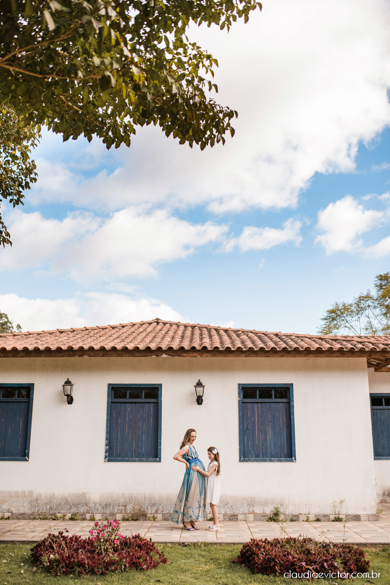 Lindo ensaio de gestante grávida feito em Ibatiba na chácara 3g feito por fotógrafos de casamento em vila velha fotógrafos de casamento em vitória fotógrafos de casamento em serra espirito santo es com por do sol e sitio fotos de familia