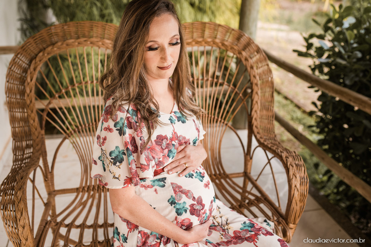 Lindo ensaio de gestante grávida feito em Ibatiba na chácara 3g feito por fotógrafos de casamento em vila velha fotógrafos de casamento em vitória fotógrafos de casamento em serra espirito santo es com por do sol e sitio fotos de familia