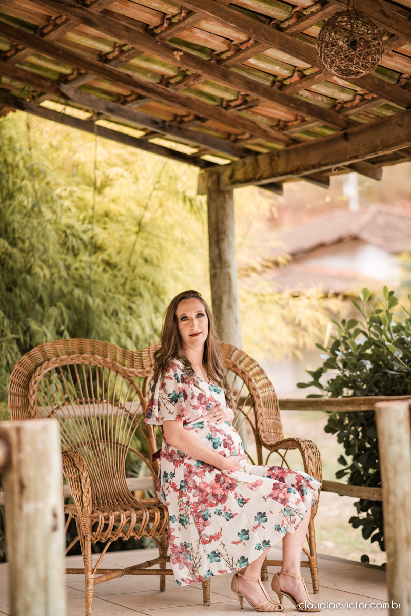 Lindo ensaio de gestante grávida feito em Ibatiba na chácara 3g feito por fotógrafos de casamento em vila velha fotógrafos de casamento em vitória fotógrafos de casamento em serra espirito santo es com por do sol e sitio fotos de familia