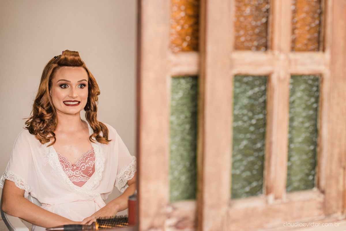 casamento ao ar livre mini wedding no sitio noivo noiva vestido de noiva buquê fotógrafo de casamento em vila velha fotógrafo de casamento em vitória espirito santo es fotógrafo de casamento em guarapari fim de tarde decoração de casamento