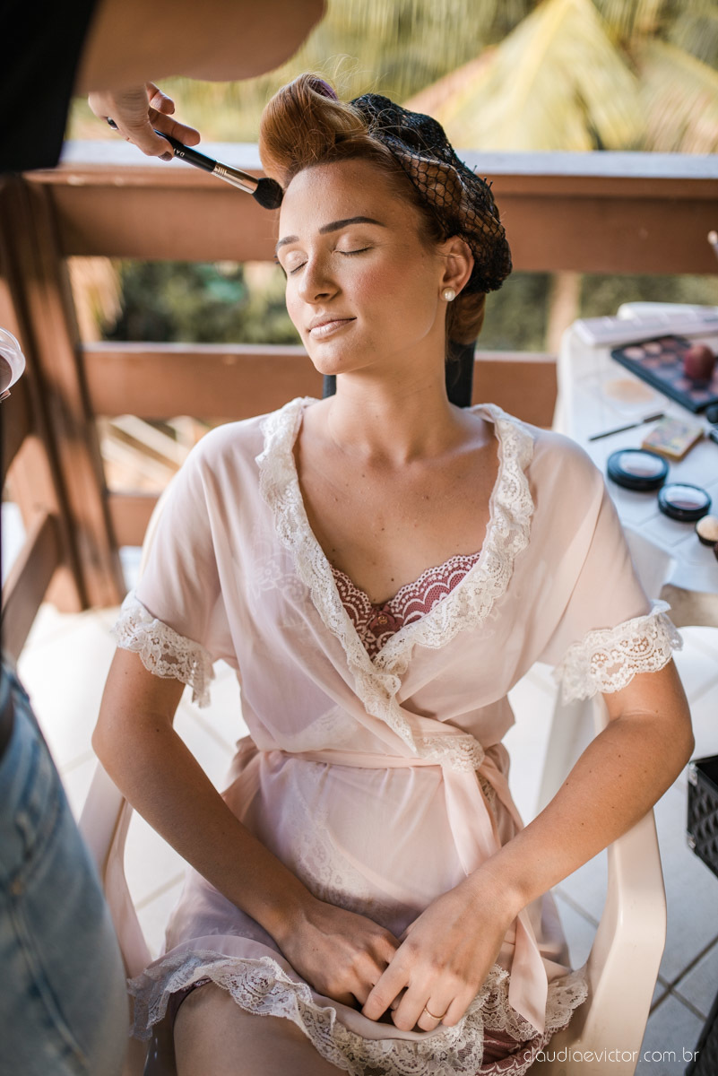casamento ao ar livre mini wedding no sitio noivo noiva vestido de noiva buquê fotógrafo de casamento em vila velha fotógrafo de casamento em vitória espirito santo es fotógrafo de casamento em guarapari fim de tarde decoração de casamento