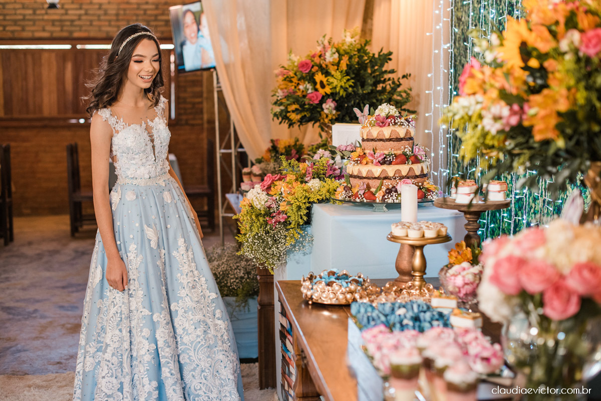 aniversário de 15 anos debutante no restaurante vovó rosinha ibatiba espirito santo fotógrafos de casamento em vila velha fotógrafos de casamento em vitória espirito santo es fotógrafos de casamento em Ibatiba Caparaó bailarina casarão