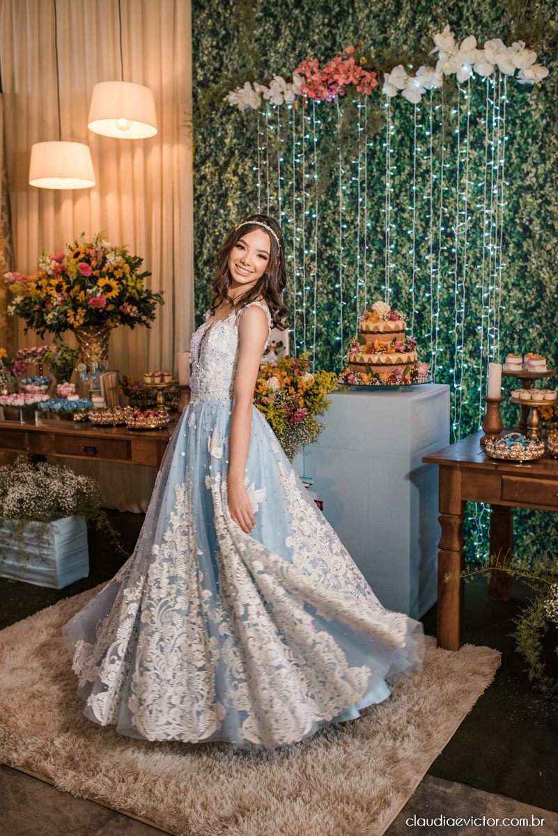 aniversário de 15 anos debutante no restaurante vovó rosinha ibatiba espirito santo fotógrafos de casamento em vila velha fotógrafos de casamento em vitória espirito santo es fotógrafos de casamento em Ibatiba Caparaó bailarina casarão