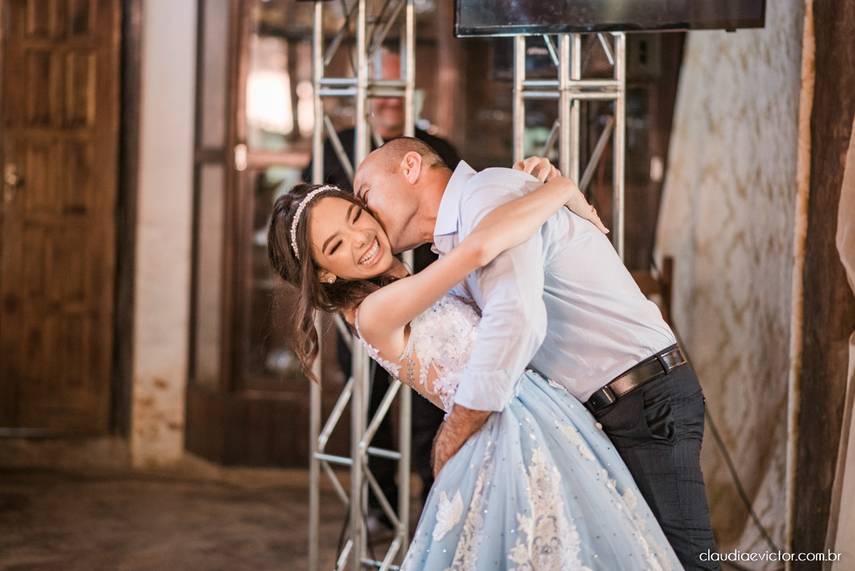 aniversário de 15 anos debutante no restaurante vovó rosinha ibatiba espirito santo fotógrafos de casamento em vila velha fotógrafos de casamento em vitória espirito santo es fotógrafos de casamento em Ibatiba Caparaó bailarina casarão