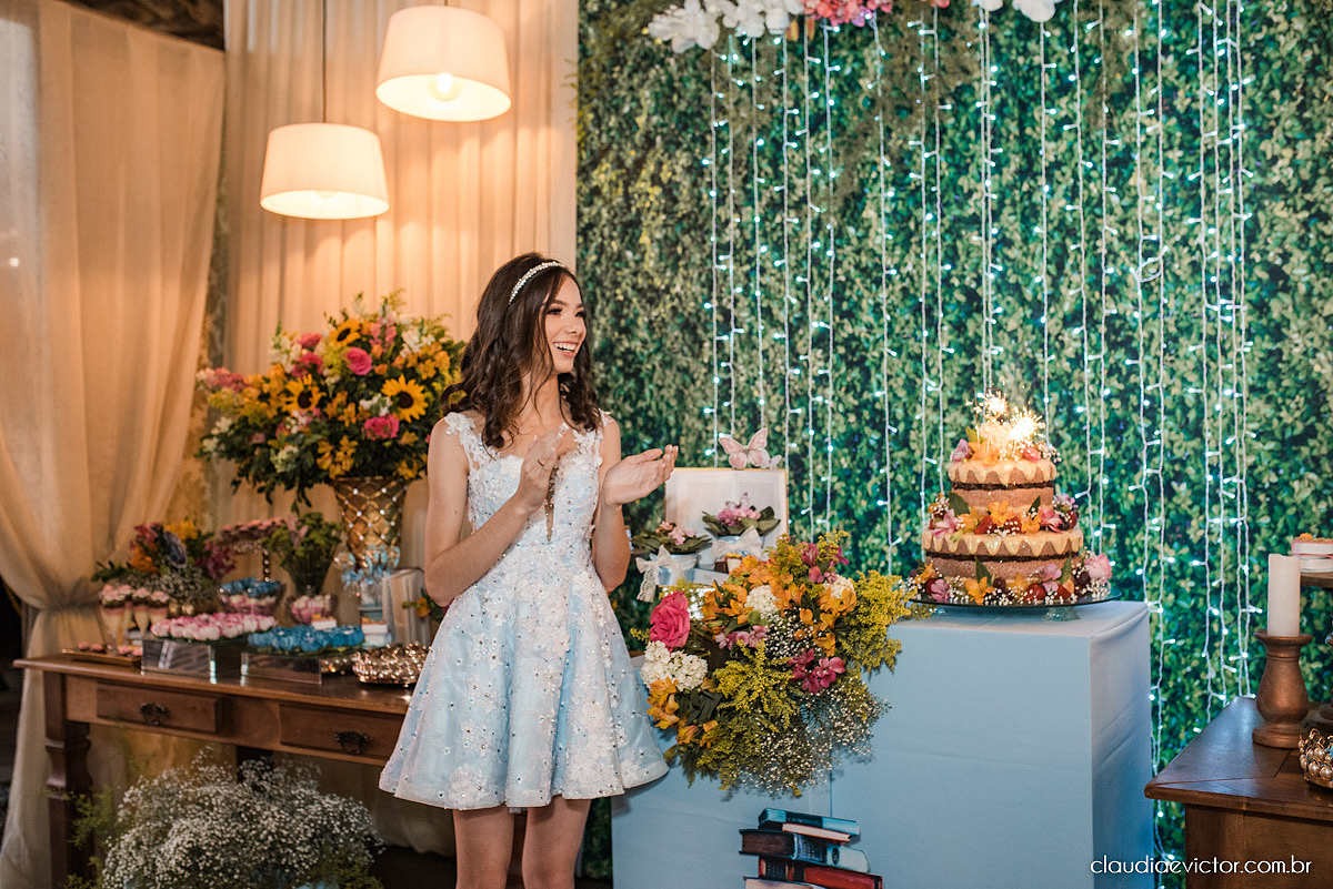 aniversário de 15 anos debutante no restaurante vovó rosinha ibatiba espirito santo fotógrafos de casamento em vila velha fotógrafos de casamento em vitória espirito santo es fotógrafos de casamento em Ibatiba Caparaó bailarina casarão